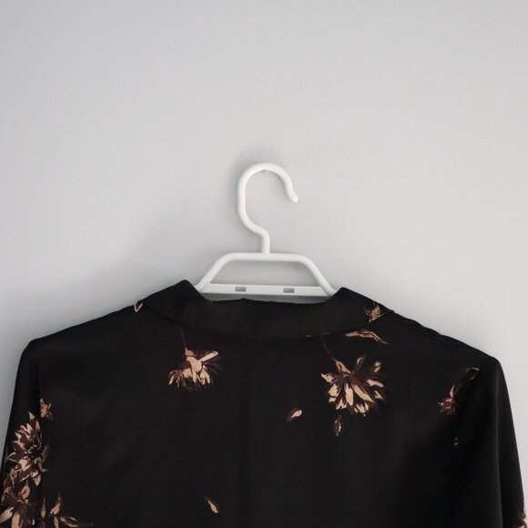 NWT Gentle Fawn Satin Black XS Simone Luxe Floral Buttoned V-Neck Office Blouse - Picture 6 of 14